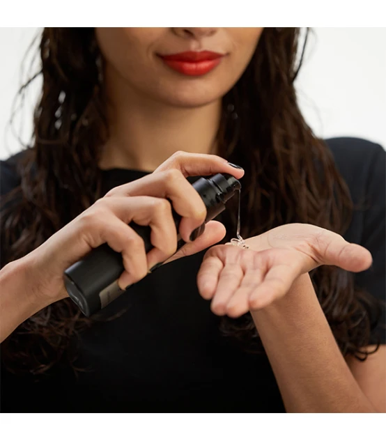 ghd Sleek Talker – Wet To Sleek Styling Oil  | Celini.be